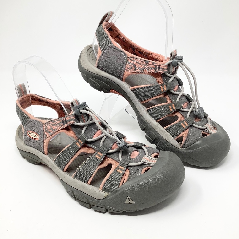 KEEN Women's Newport H2  pink/gray  Sandals Size.8